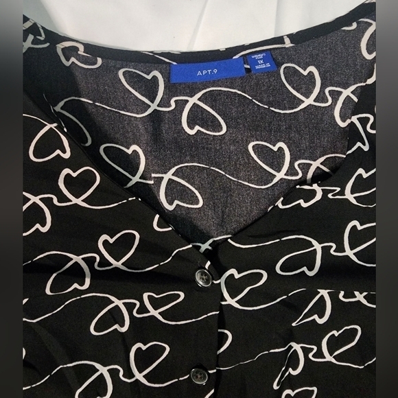 Apt 9 Womens Short Sleeve Heart Button Down Blouse 1X - Picture 7 of 9
